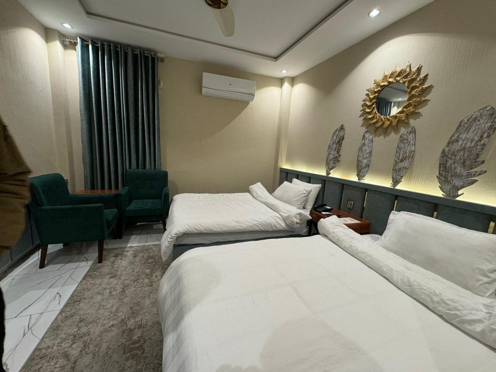 Shelton Boulevard Hotel لاهور المظهر الخارجي الصورة